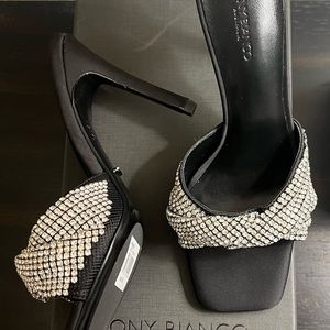 Tony Bianco heels brand new